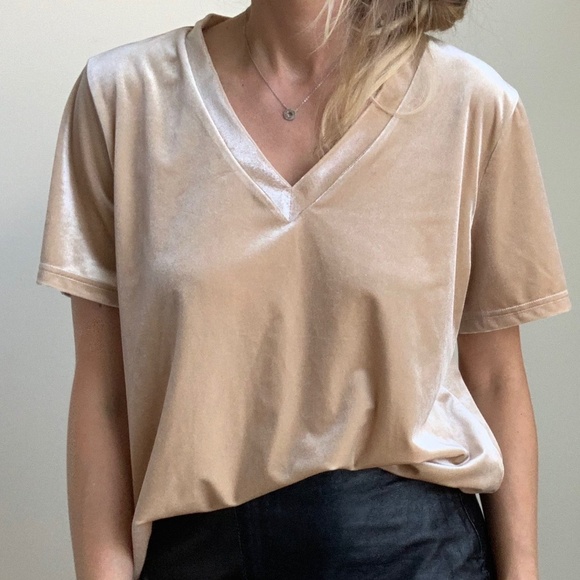 Vintage Tops - Vintage Boxy Velvet Tee